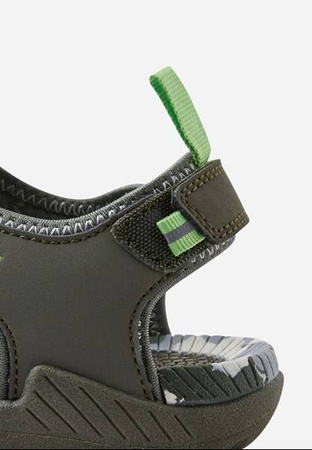 Sandals REIMA Hiekalla