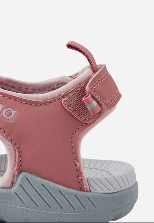 Sandals REIMA Hiekalla