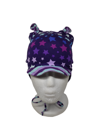 Czapka przejściowa Maximo Mini z troczkami i ozdobnymi uszkami